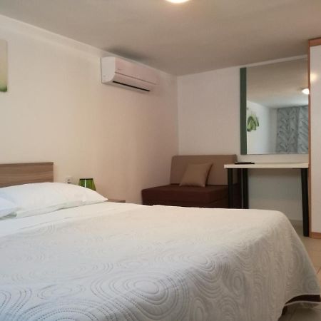 Apartman Anni Apartment Пореч Екстериор снимка